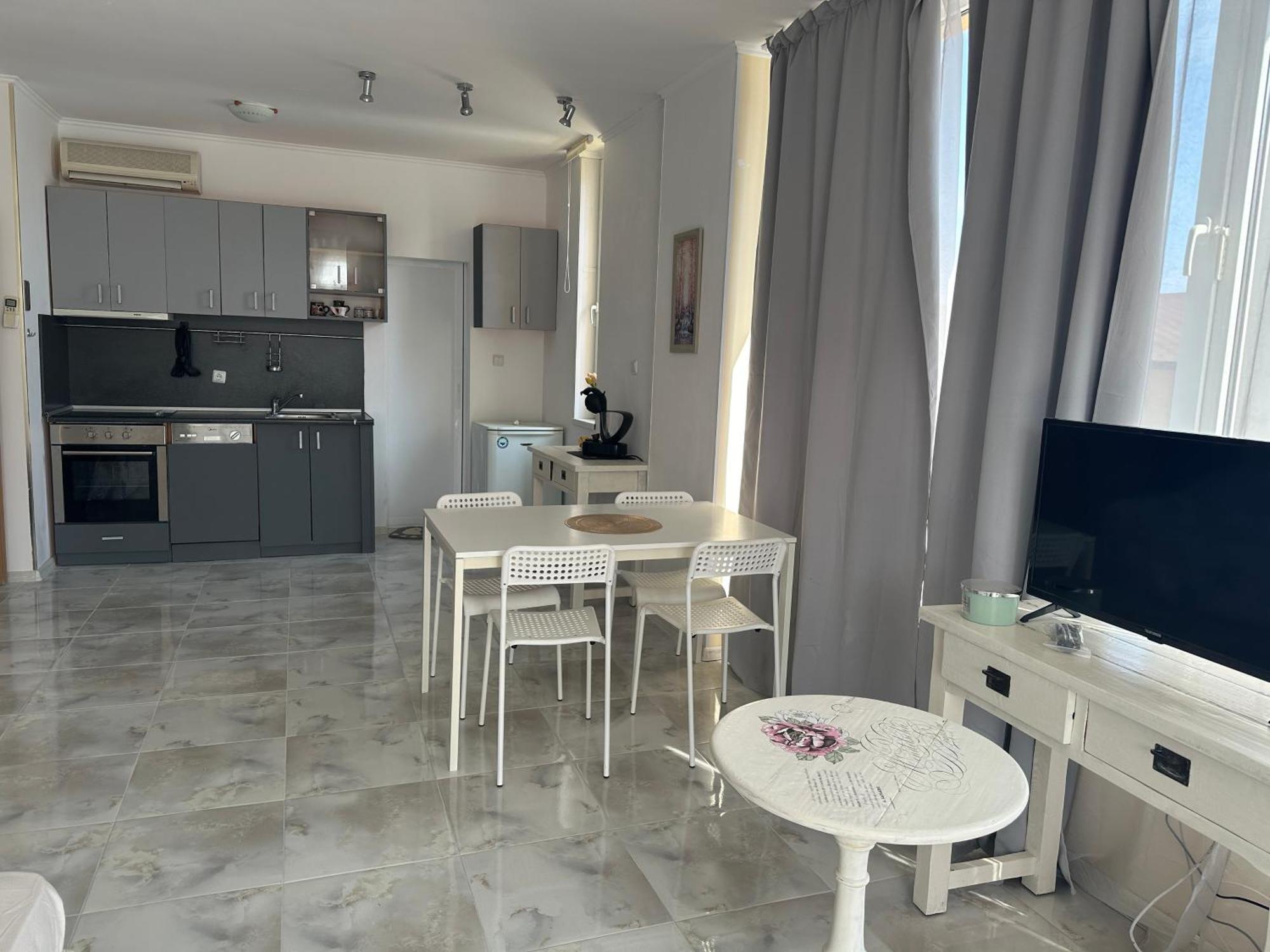 Oazis Sea View Apartment Ravda Extérieur photo